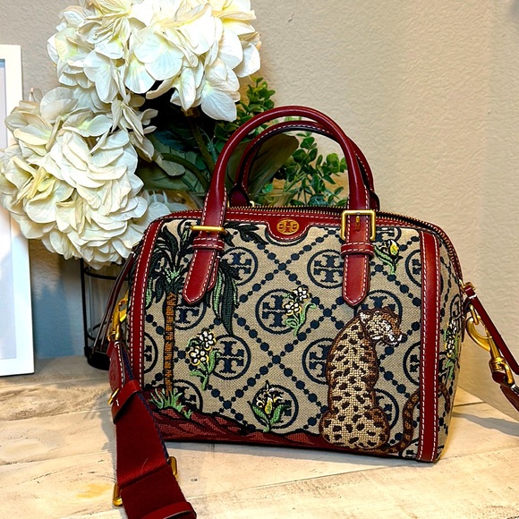 Tory Burch T Monogram Jacquard
Embroidered Shoulder bag - Picture 1 of 5